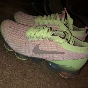 Nike Vapormax Women 7.5